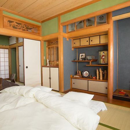 Guest House Dougo-Yado Matsuyama  Bagian luar foto