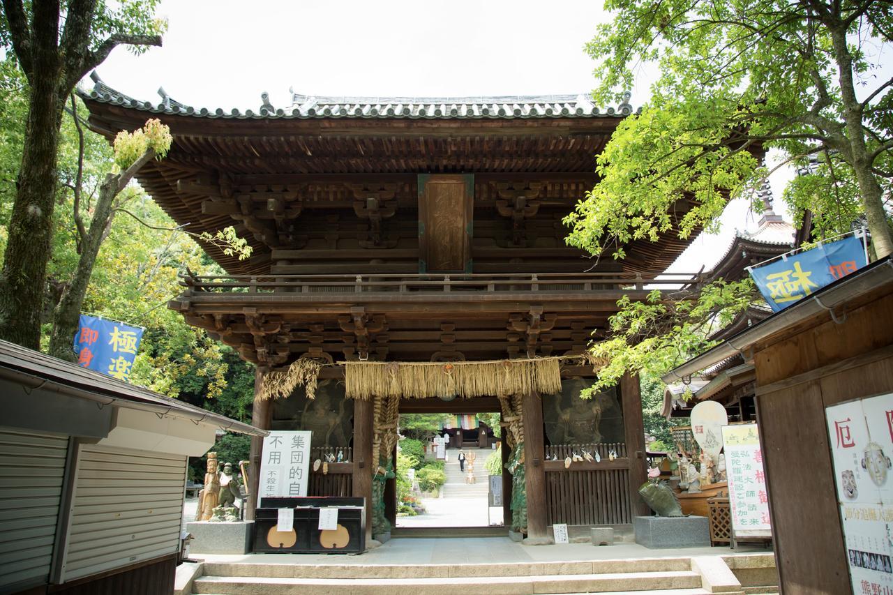 Guest House Dougo-Yado Matsuyama  Bagian luar foto